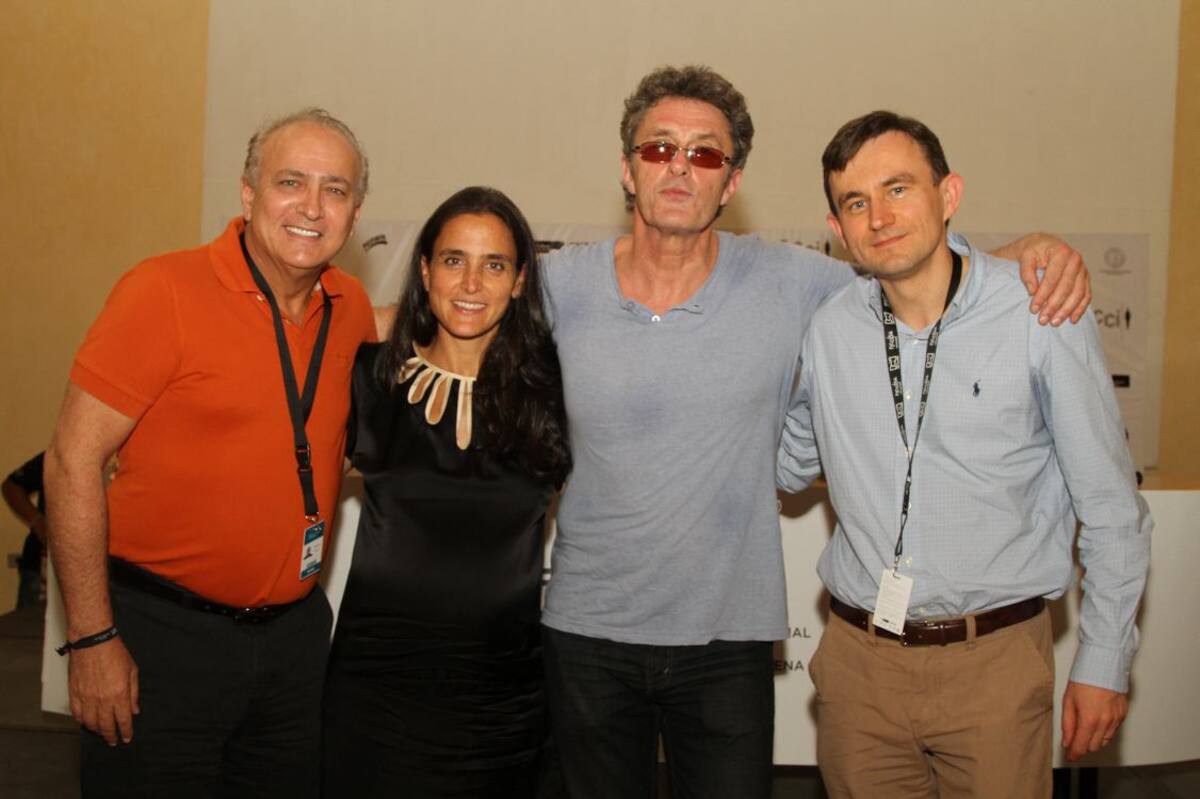 Benni Schuster, Monika Wagenberg, Pawel Pawlikowski y Maciej Zietara, embajador de Polonia en Colombia./