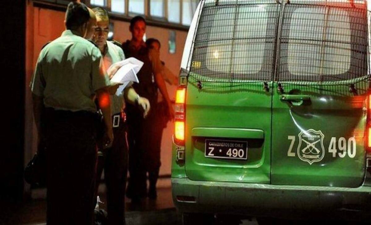 La víctima deambuló por diversas calles de Santiago hasta que pudo llegar a su casa en la madrugada de este lunes y fue trasladada hasta un centro hospitalario por su esposo.