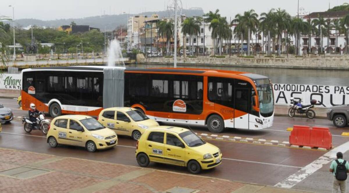 A partir de este martes habrá cambios en el Centro Histórico por el cierre de los carriles exclusivos de Transcaribe en el tramo que va desde el Castillo de San Felipe hasta la Avenida Santander. Julio Castaño-El Universal