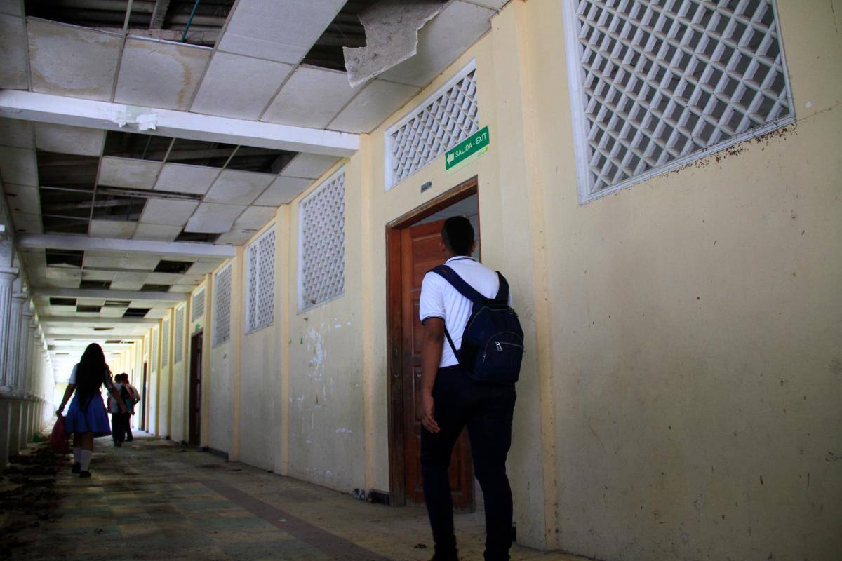Contratistas investigados están interesados en obras de colegios
