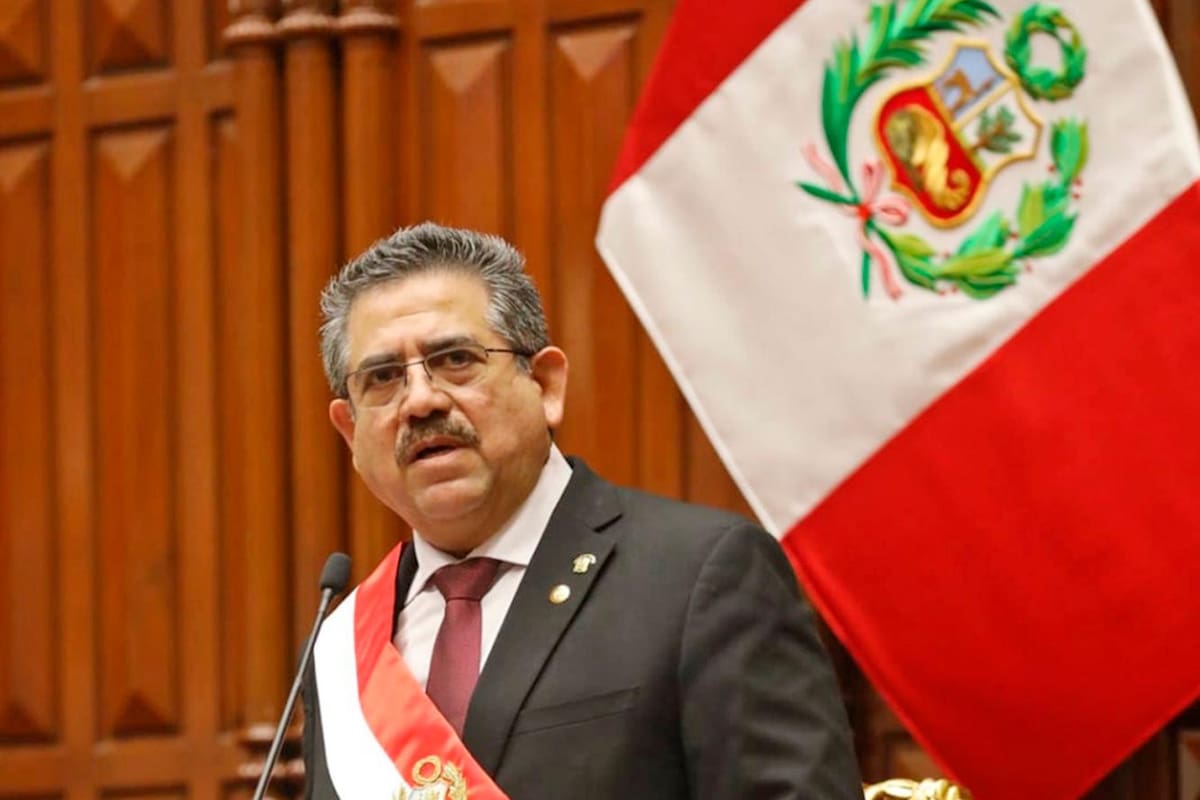 Perú vive incertidumbre económica por el riesgo de desbalance de poderes