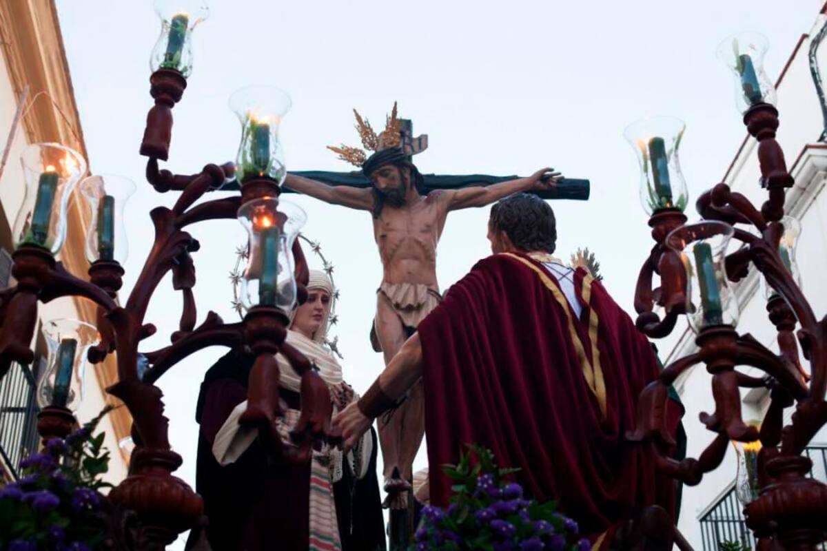 La Arquidiócesis explica qué significa cada día santo e invita a la oración