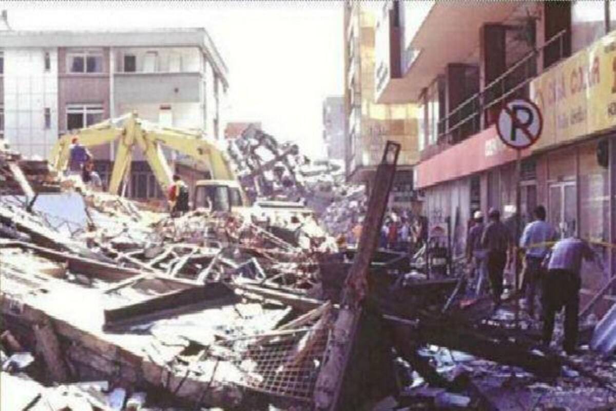 El número total de muertes se acerca a 2000. COLPRENSA