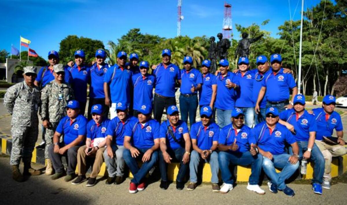 Los suboficiales disfrutaron de una jornada en la que reafirmaron su compromiso de volverse a colocar el camuflado si la Armada Nacional lo requiere. Cortesía