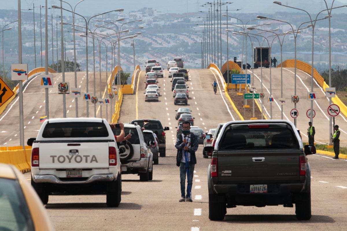 Colombia y Venezuela consolidan integración con apertura de puente fronterizo