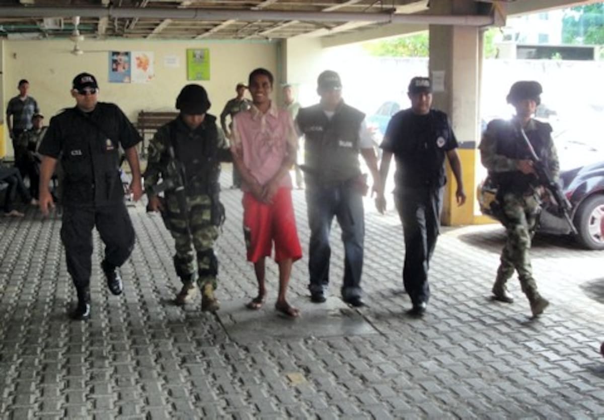 A “El Tuerto” lo capturaron por primera vez el 1 de octubre, luego de presuntamente asesinar a Jeison Berdugo, en Olaya. Ese mismo día un juez lo dejó en libertad por falta de pruebas para vincularlo por homicidio.