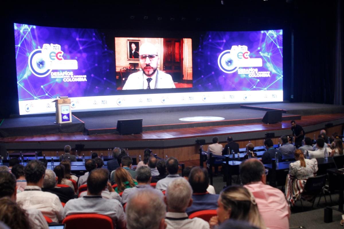 Juan González, el cartagenero Asistente Especial del Presidente de los Estados Unidos y director principal del Consejo de Seguridad Nacional para el Hemisferio Occidental, intervino de manera virtual en el CEC 2022 y reiteró el interés de EE.UU. de trabajar con el gobierno Petro. // FOTO ÓSCAR DÍAZ-EL UNIVERSAL