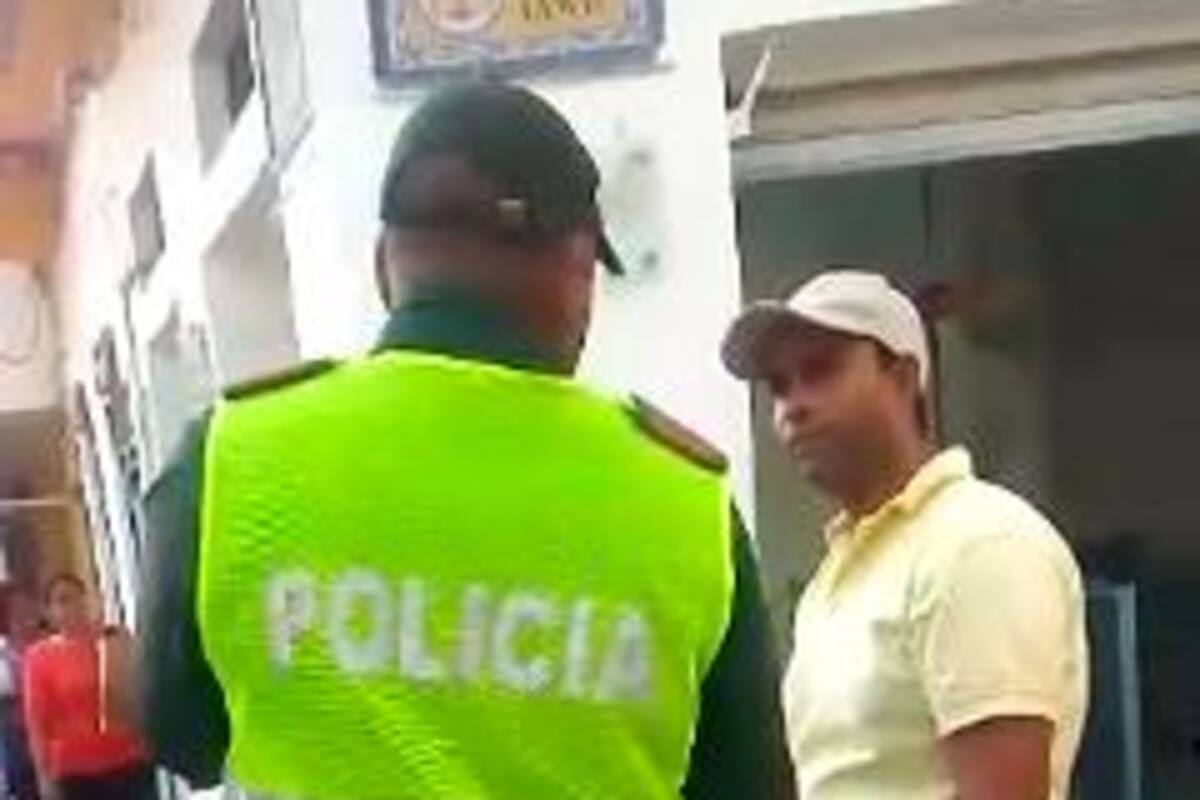 Vendedor de bolis al que le pusieron un comparendo ya había sido advertido