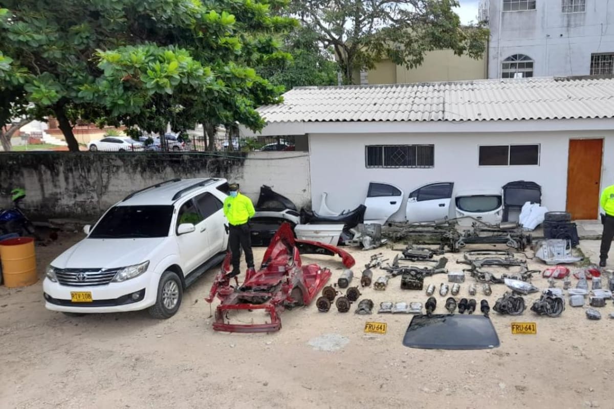 Policía Nacional desmanteló ‘deshuesadero’ de carros en Barranquilla