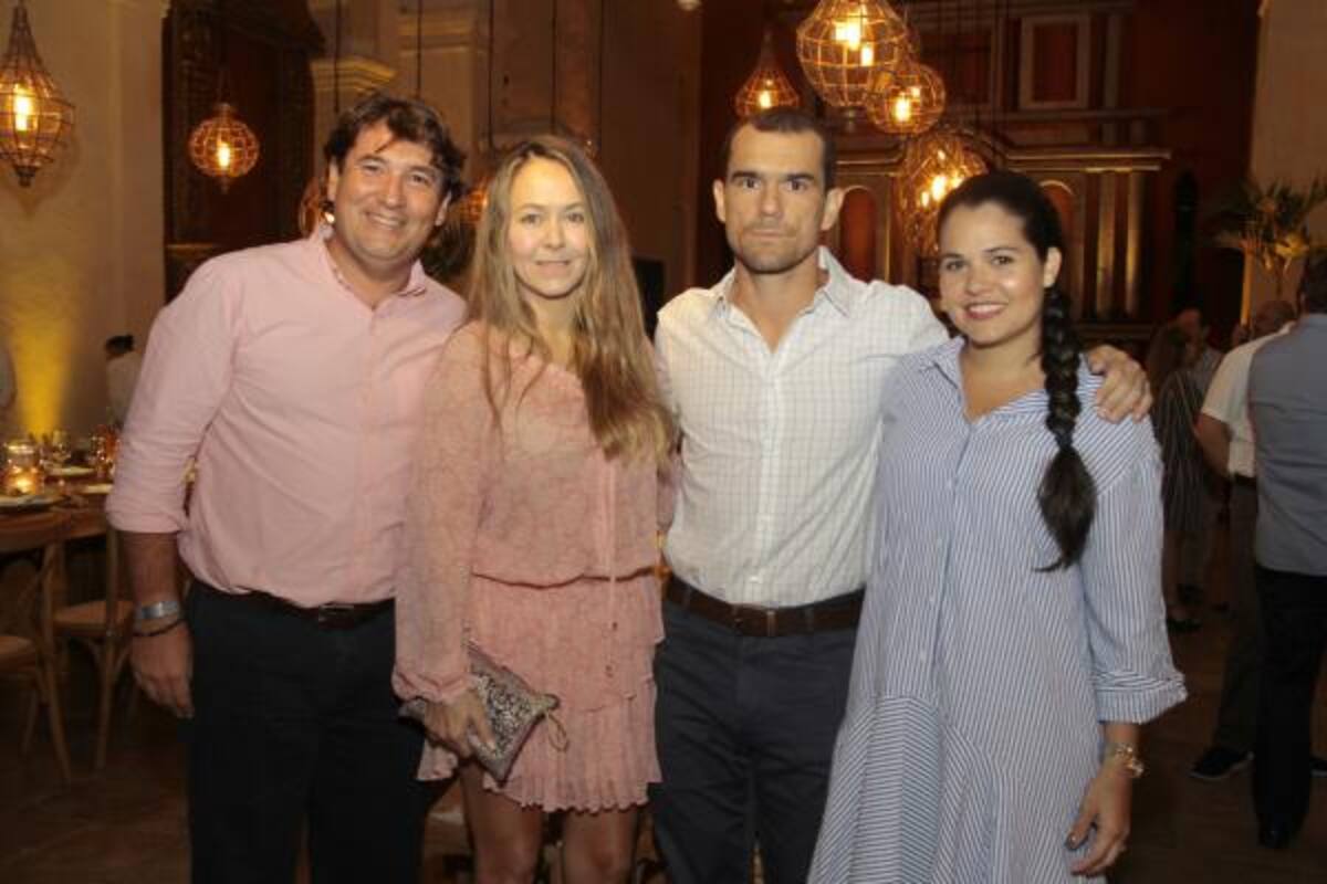 Francisco Vergara, Julieta Vélez, Julián Sánchez y Marcela Vélez.