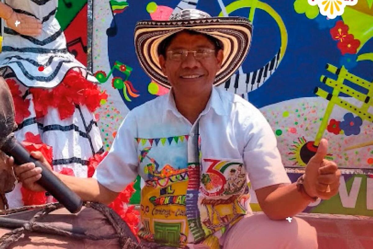 Alcides Romero, representante del Semillero, Rey Momo 2020