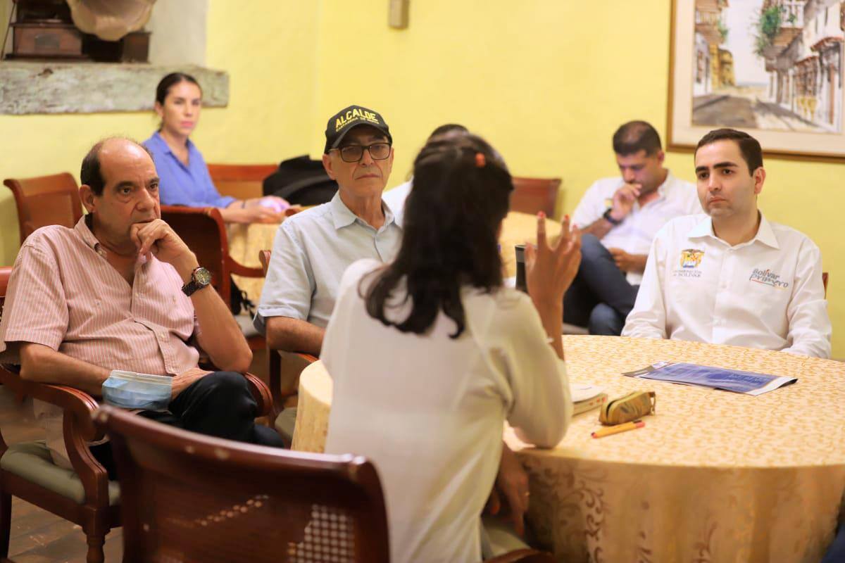 Por la reducción en las tarifas de energía, Dau y Blel se reúnen con Minminas