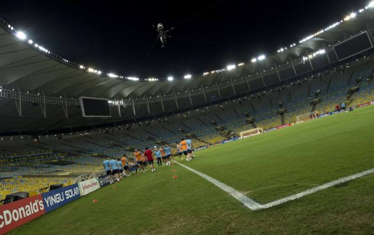 Brasil y España disputarán la final de la Copa Confederaciones a las 5:00 de la tarde. AFP