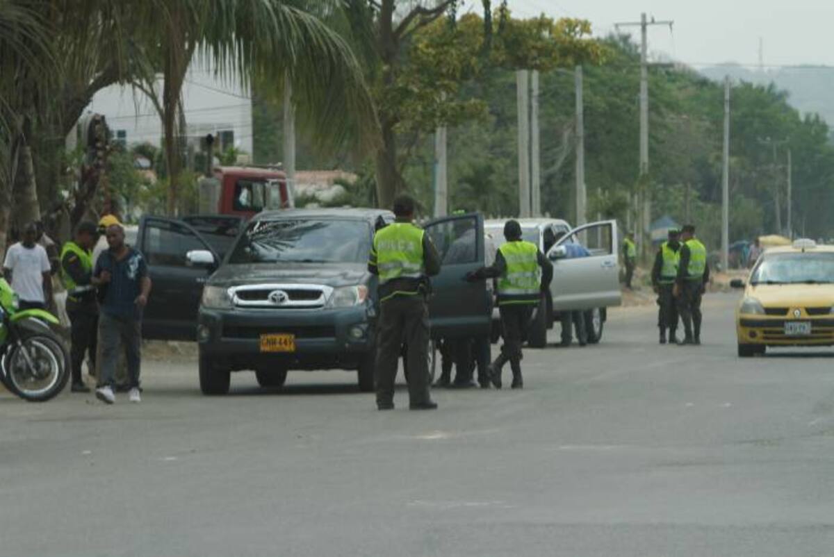La preparación de la Fuerza Pública colombiana para la VI Cumbre de las Américas se inició en septiembre de 2010. En los dispositivos diseñados para este evento participarán cerca de 14.500 efectivos de la Armada Nacional, el Ejército, la Policía Nacional y la Fuerza Aérea Colombiana. ZENIA VALDELAMAR - EL UNIVERSAL