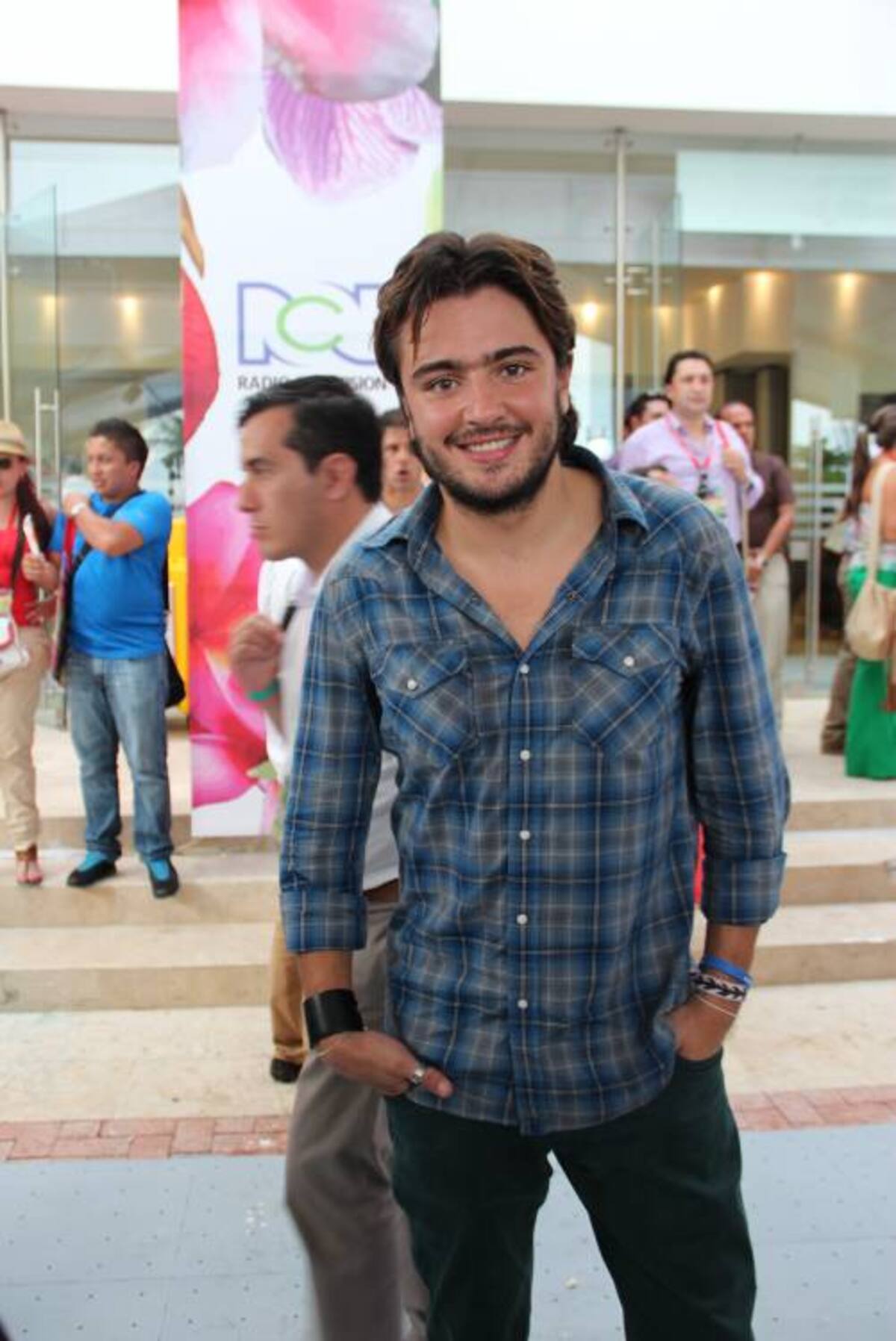El protagonista de la novela "Corazones blindados". Rosa Maza