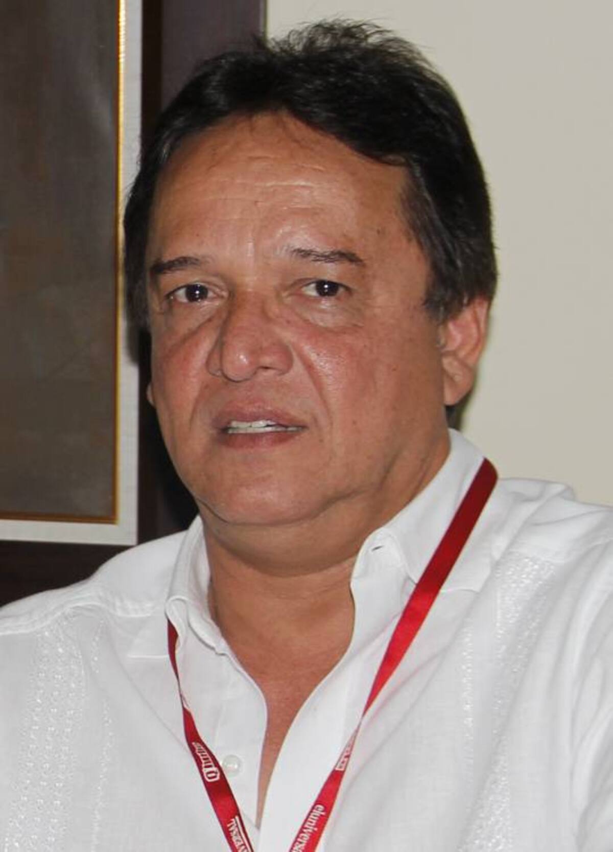 Álvaro Cárcamo Camargo, médico cirujano.