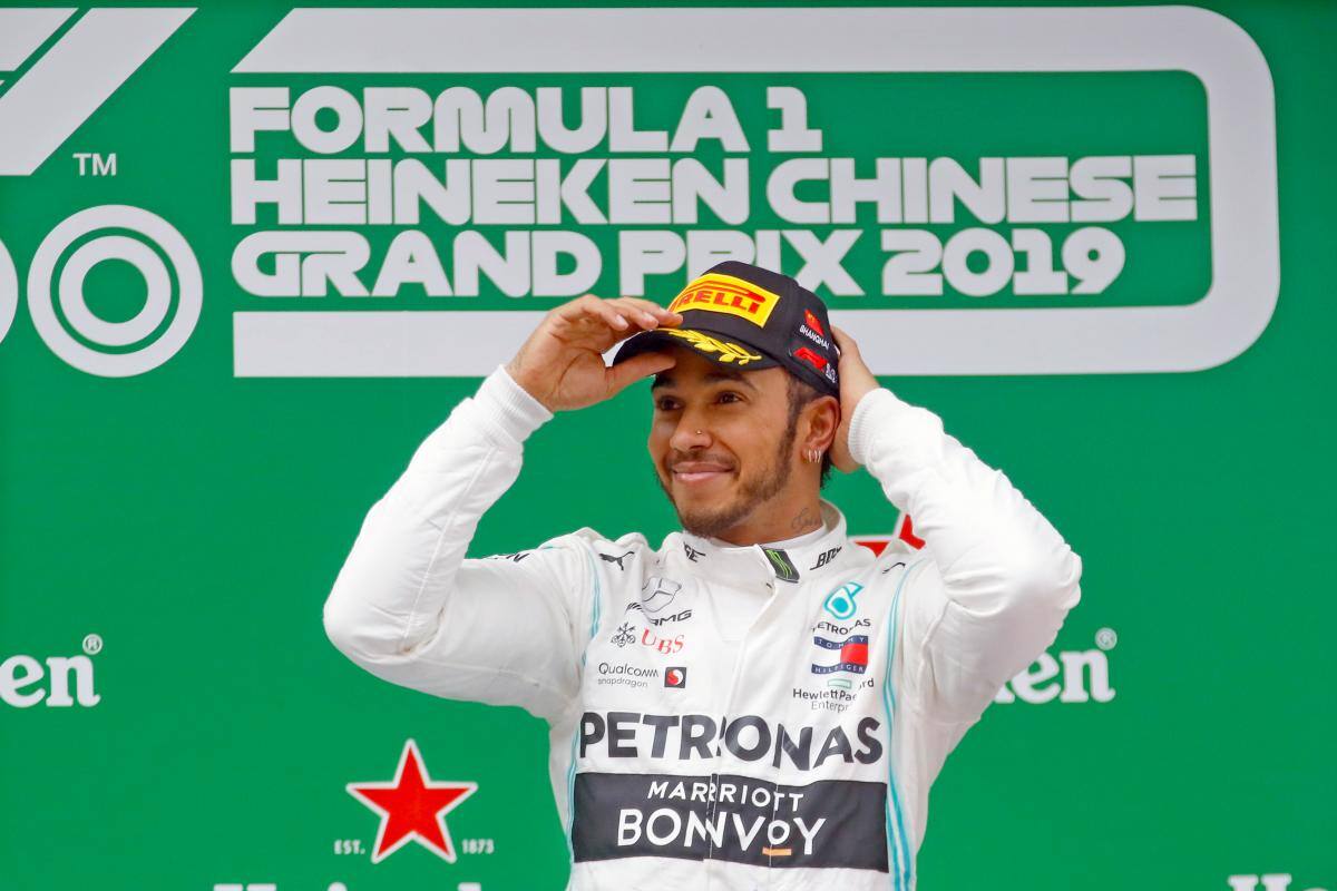 Lewis Hamilton y Serena Williams, apasionados por el fútbol, quieren comprar al Chelsea