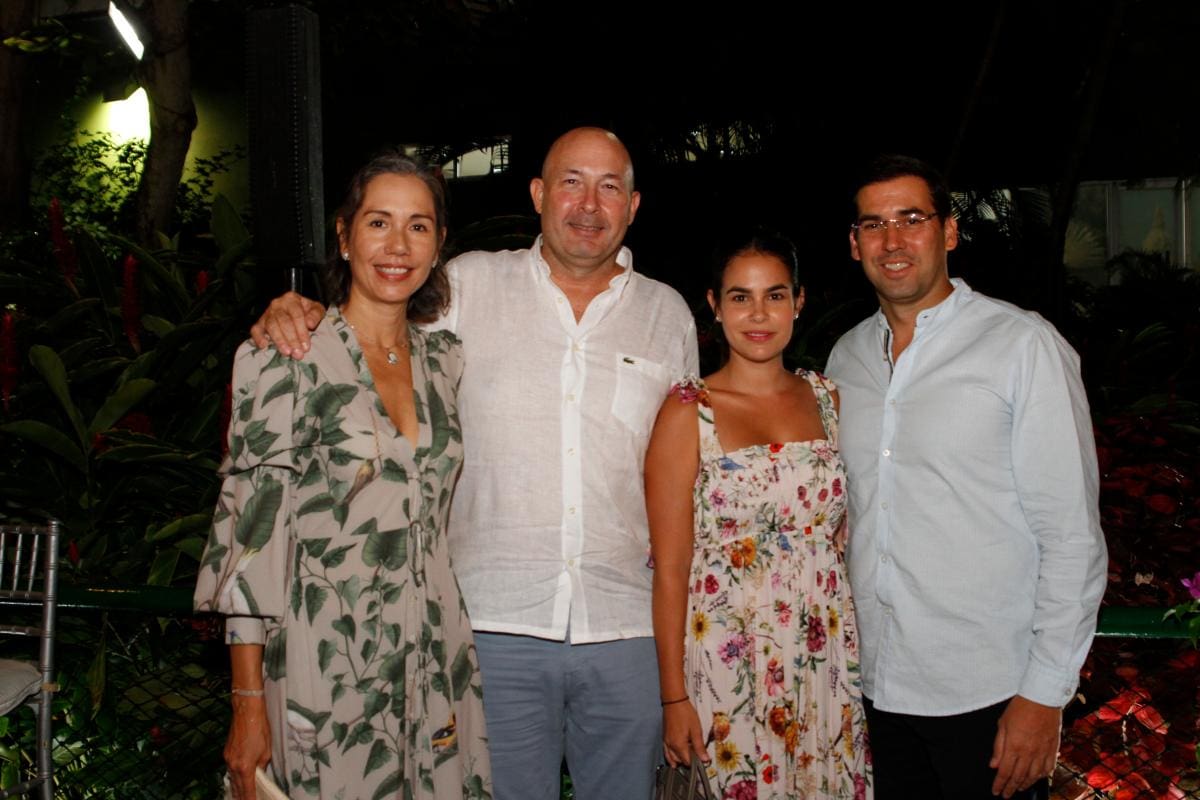 María Isabel Lara, Giovanni Benedetti, Melissa Benedetti y Menzel Amín.//Foto: Luis Eduardo Herrán - El Universal.