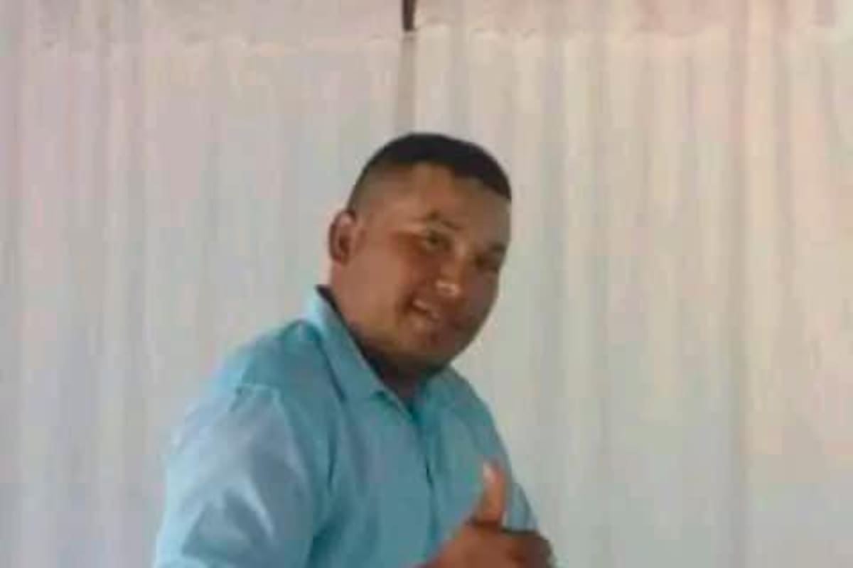 A pastor mototaxista lo asesinaron a cuchilladas para robarle la moto