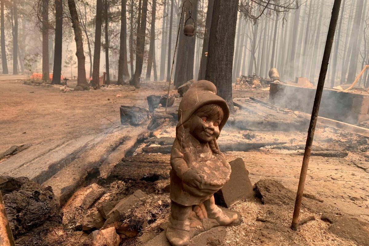 Incendio en California amenaza miles de viviendas