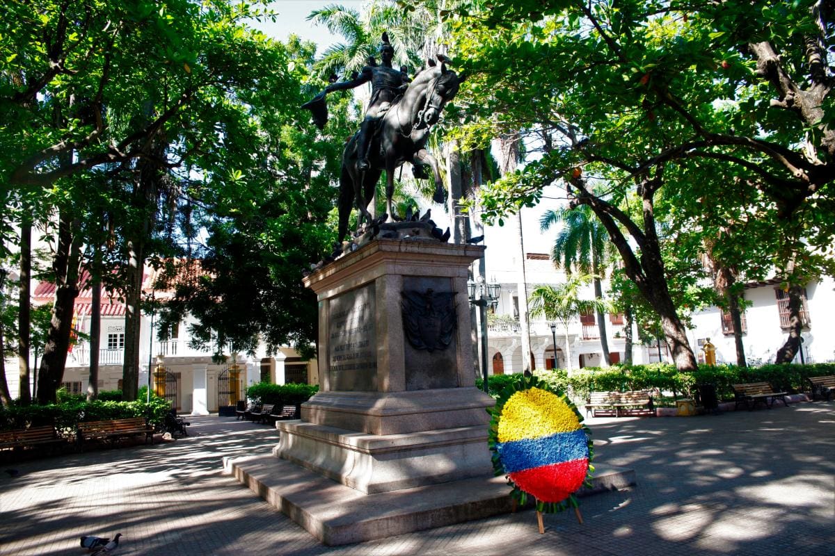 La entrañable historia del parque donde cabalga Bolívar
