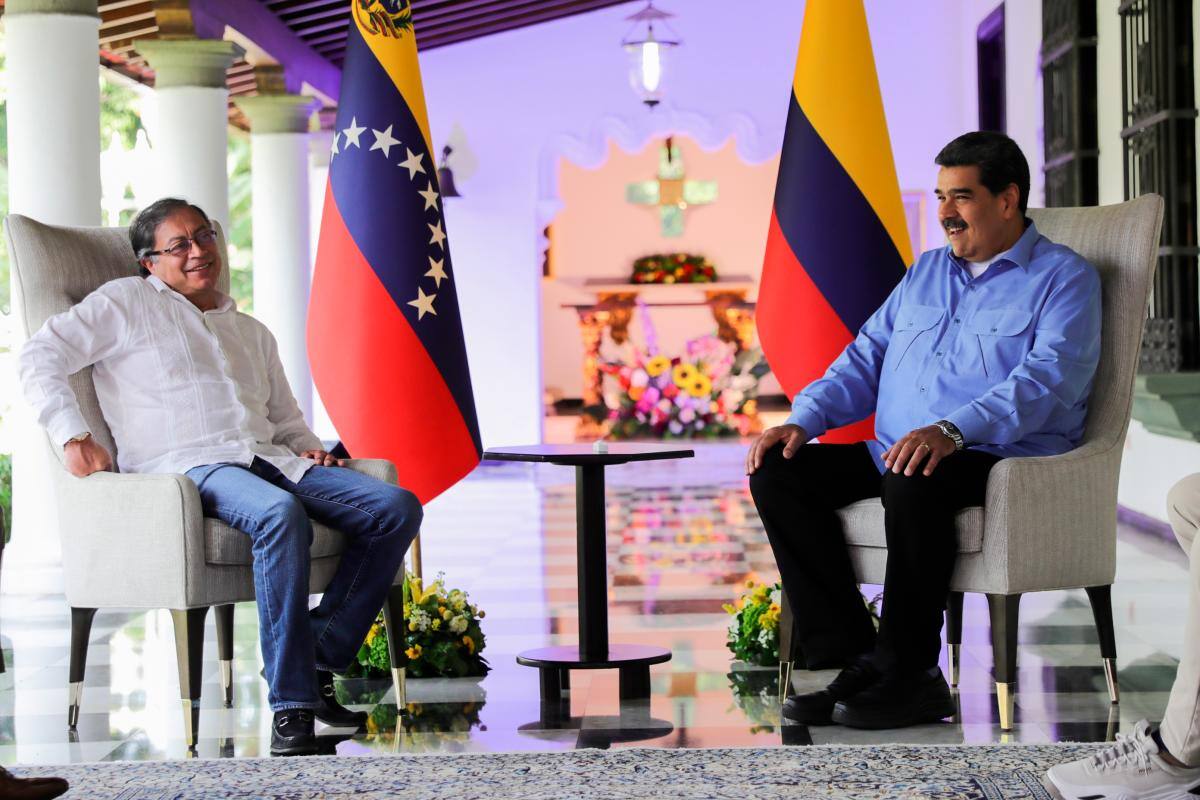 Gustavo Petro visita a Nicolás Maduro: así va la “reunión de trabajo”