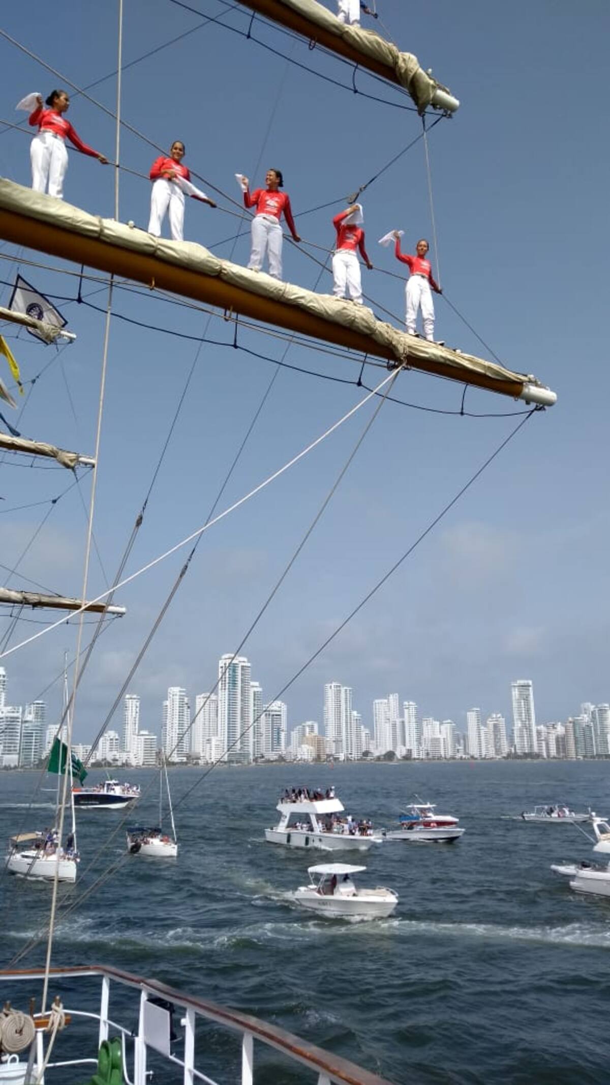 Arrancaron a navegar las hermosas embarcaciones de vela del Sail Cartagena 2018. Luis Eduardo Aparicio. EL UNIVERSAL.
