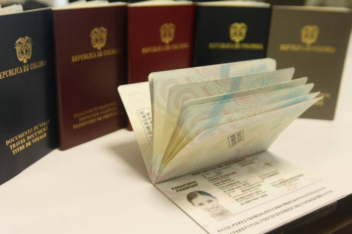 Admiten demanda de Thomas Greg & Sons por licitación de pasaportes