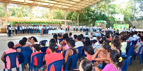 2 mil millones de pesos para mobiliario escolar en Bolívar