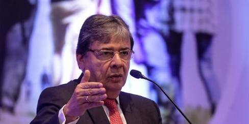 Gobierno busca apoyo internacional para 59 connacionales detenidos en Venezuela