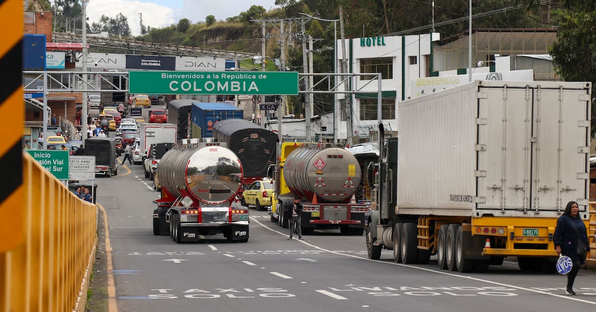 Inicia la guerra comercial: entran en vigor aranceles del 30% entre Colombia y Ecuador