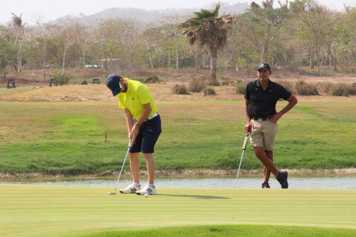 Jorge Benedetti, primer líder en la ‘Copa Conrad’ de Golf en Karibana