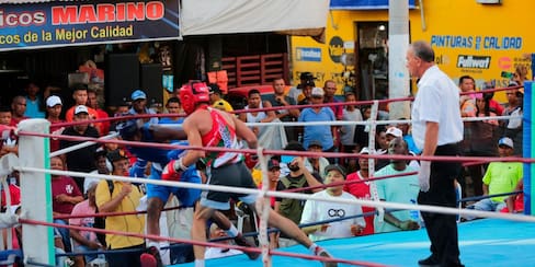 ¡Más boxeo!: La campana sonará ahora en la Plaza de la Aduana
