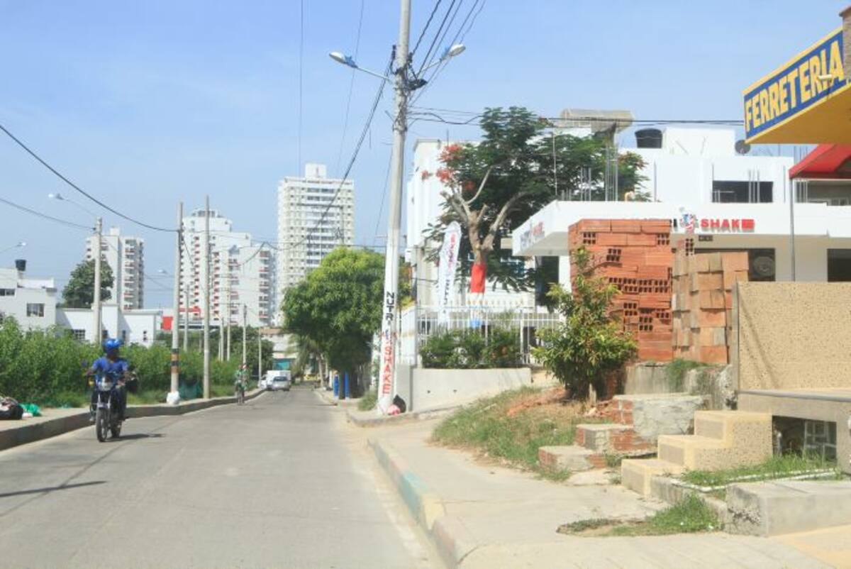 Los edificios surgen, al parecer, sin ningún control distrital. foto julio castaño