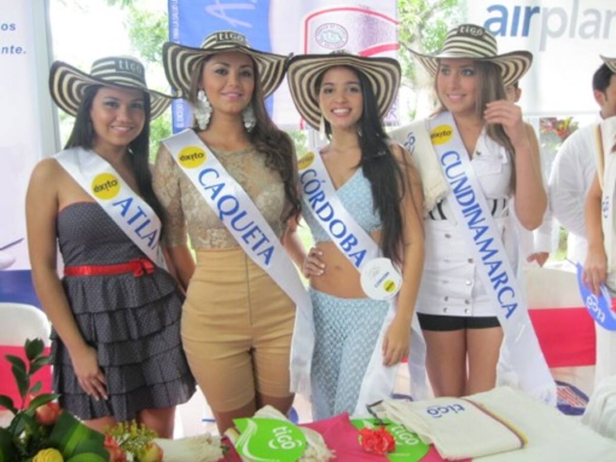 Laura Oliva de Atlántico, Luisa Grimaldo de Caquetá, María Mónica Díaz de Córdoba y Diana Perdomo de Cundinamarca.