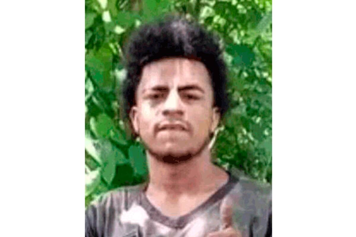 Joven, de 24 años, estaba en el patio de su vivienda y lo asesinan a balazos