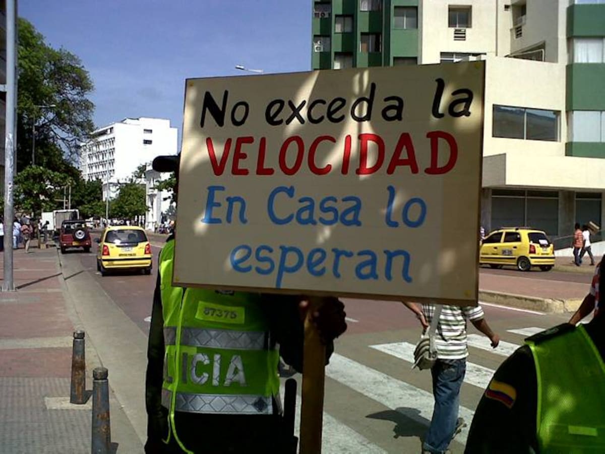 LEDIS CARO D. -EL UNIVERSAL