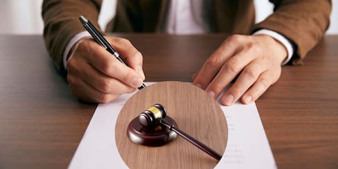 Judicializan a extesorero por posibles actos de corrupción en colegio de Cartagena