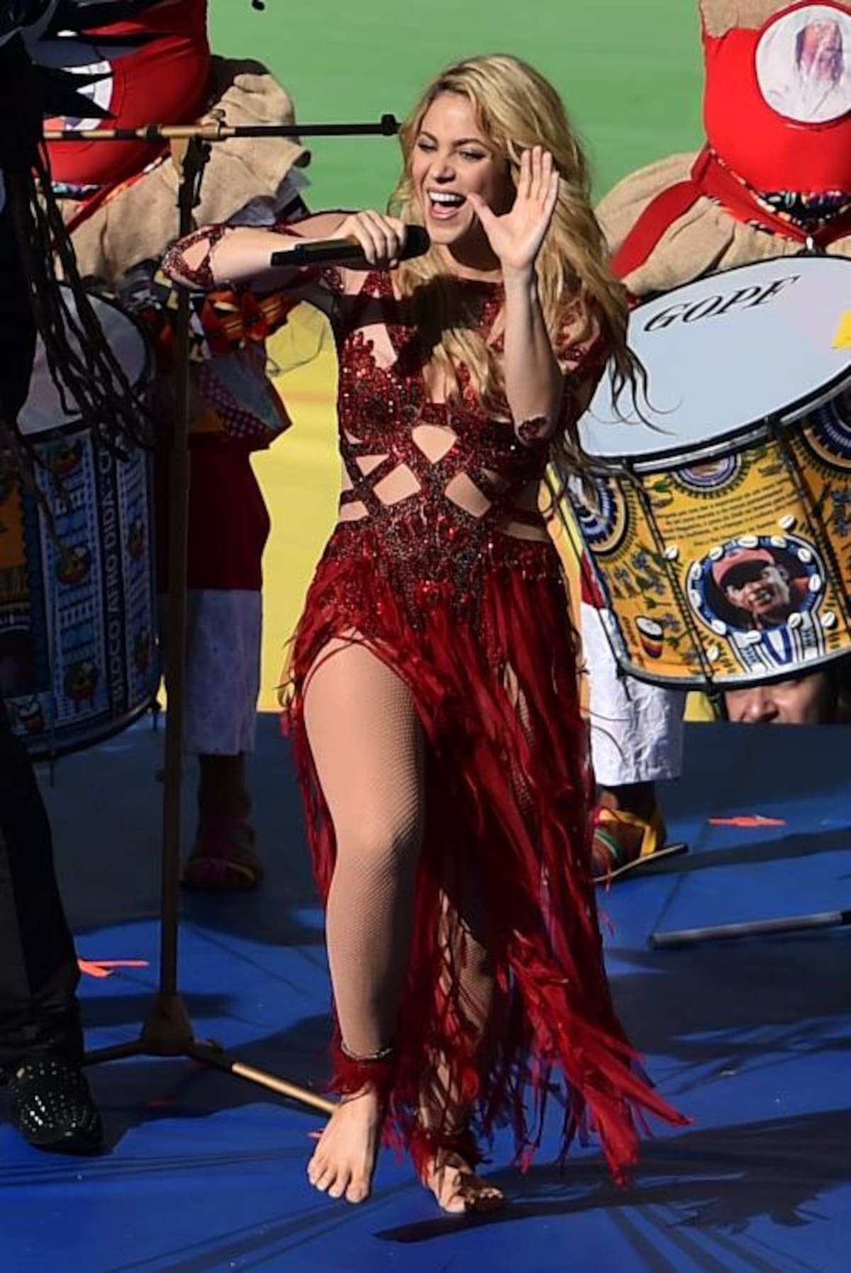 Shakira durante su presentación en el Mundial de Brasil 2014. AFP GABRIEL BOUYS