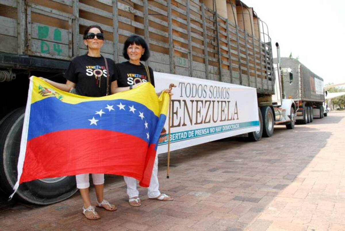 Estos son los vehículos que saldrán con el cargamento hacia Venezuela. Aroldo Mestre - El Universal