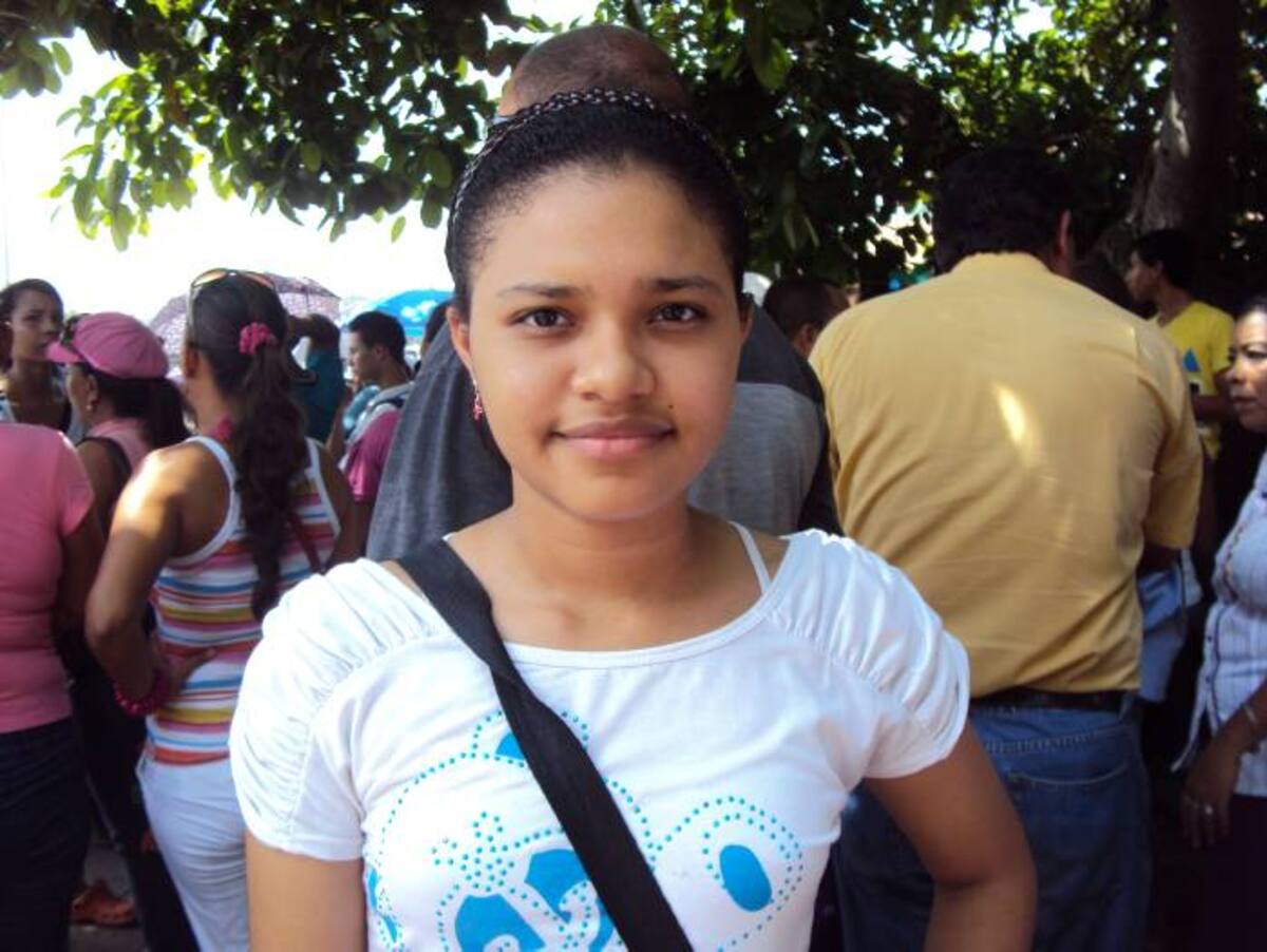 Alyson María Frías Bechara, estudiante de grado 11º en la Institución Educativa José de la Vega ANLLY TATIANA FLÓREZ OSPINA - EL UNIVERSAL