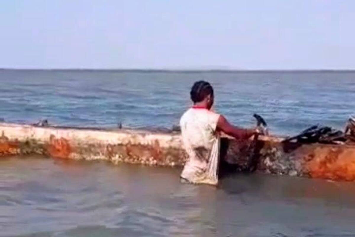 Detienen a dos hombres que desvalijaban pantalla estabilizadora de La Bocana