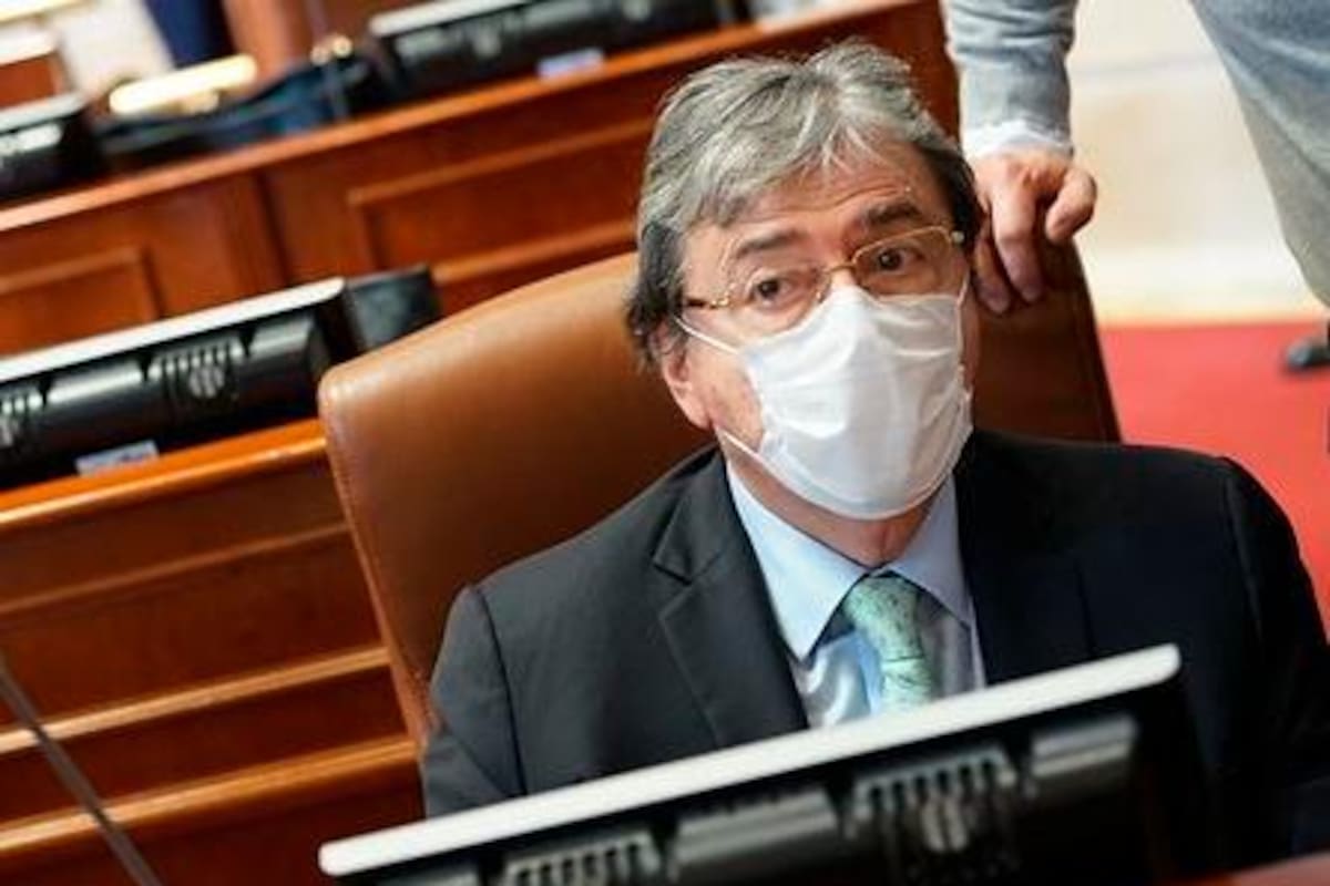 Fallece el ministro de Defensa, Carlos Holmes Trujillo, por COVID-19