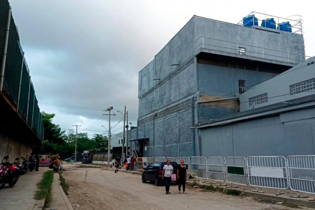 15 presos heridos en riña al interior del Centro de Detención Transitoria