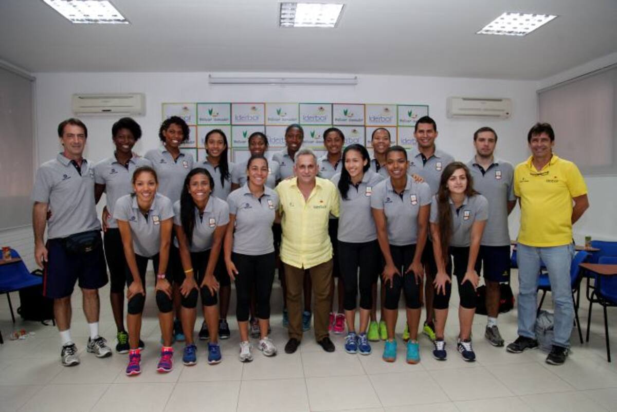 Selección Colombia de voleibol. AROLDO MESTRE EL UNIVERSAL