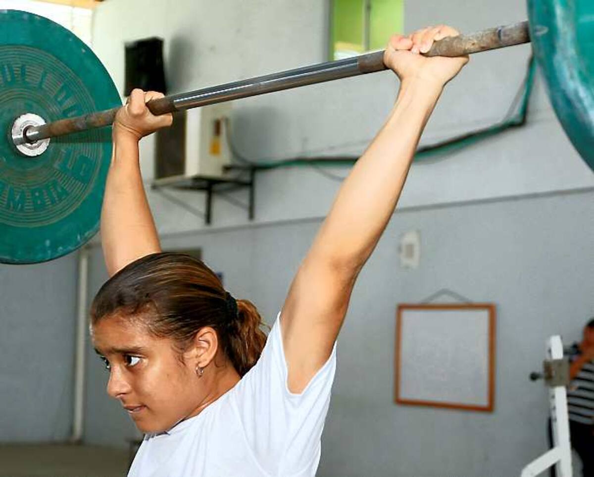 La pesista cartagenera Katherine Mercado competirá por Colombia en los Juegos Panamericanos de Guadalajara (México). JULIO CASTAÑO/EL UNIVERSAL