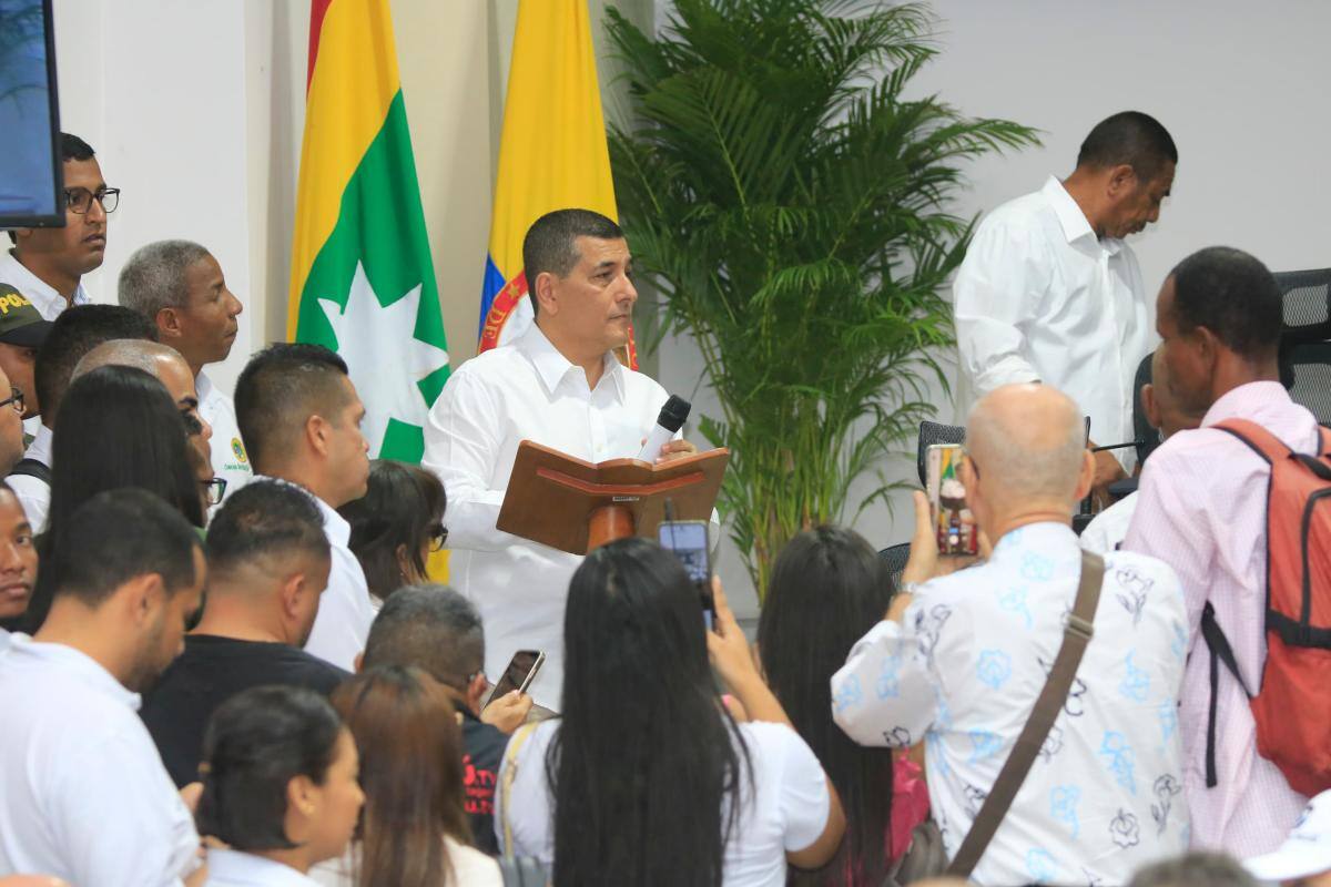 “Ustedes no son villanos sino grandes aliados”: alcalde Dumek a concejales