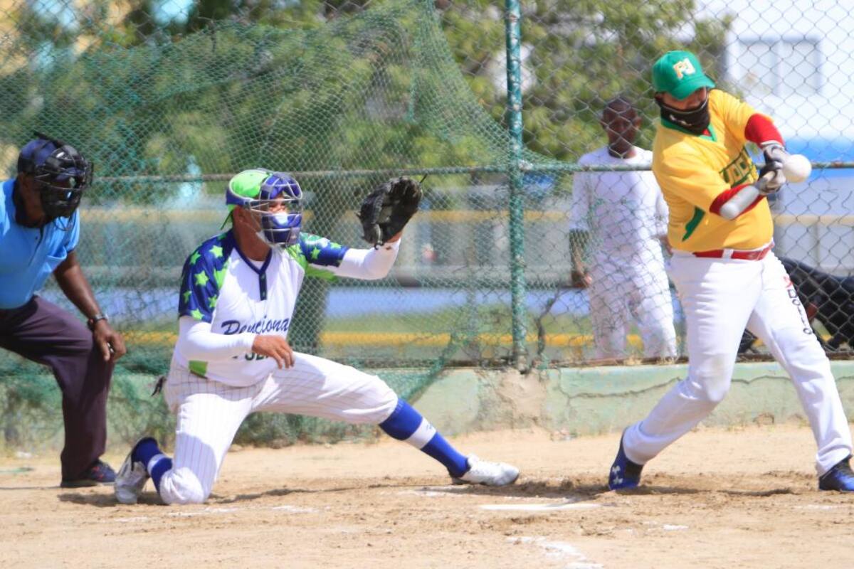 El amor por el deporte no tiene límites en el Nacional de Sóftbol Interclubes