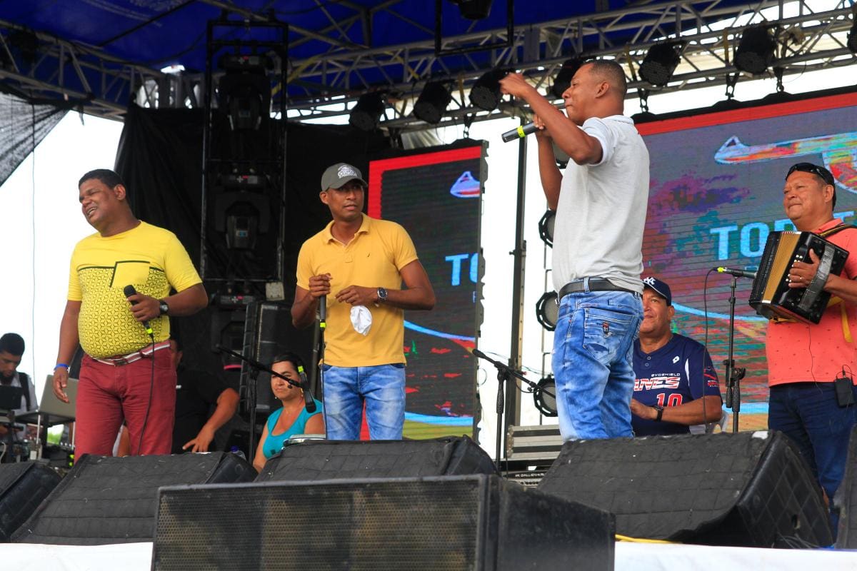 Las finales se realizaron en la plaza principal del municipio.