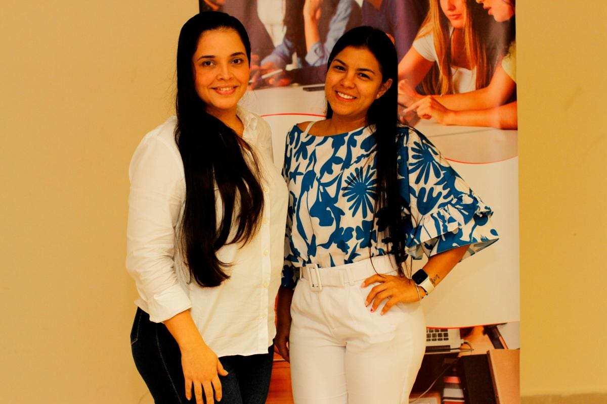 Johanna Fadul y Viviana Núñez.